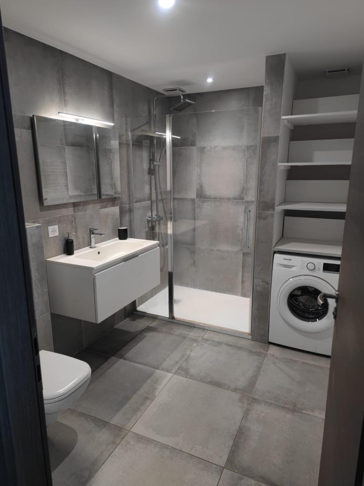Bel Appartement Spacieux A Porto-Vecchio, 10Min A Pieds Du Centre Ville Exterior foto