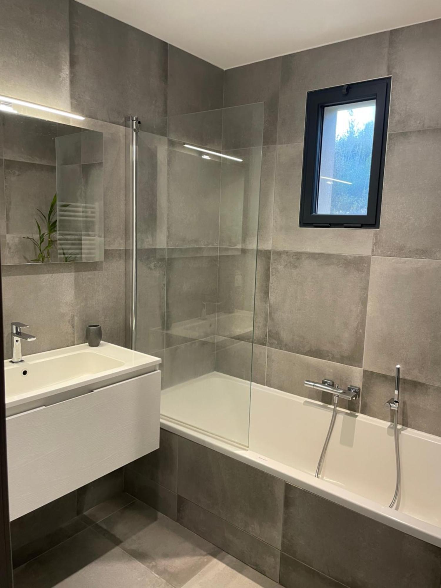 Bel Appartement Spacieux A Porto-Vecchio, 10Min A Pieds Du Centre Ville Exterior foto